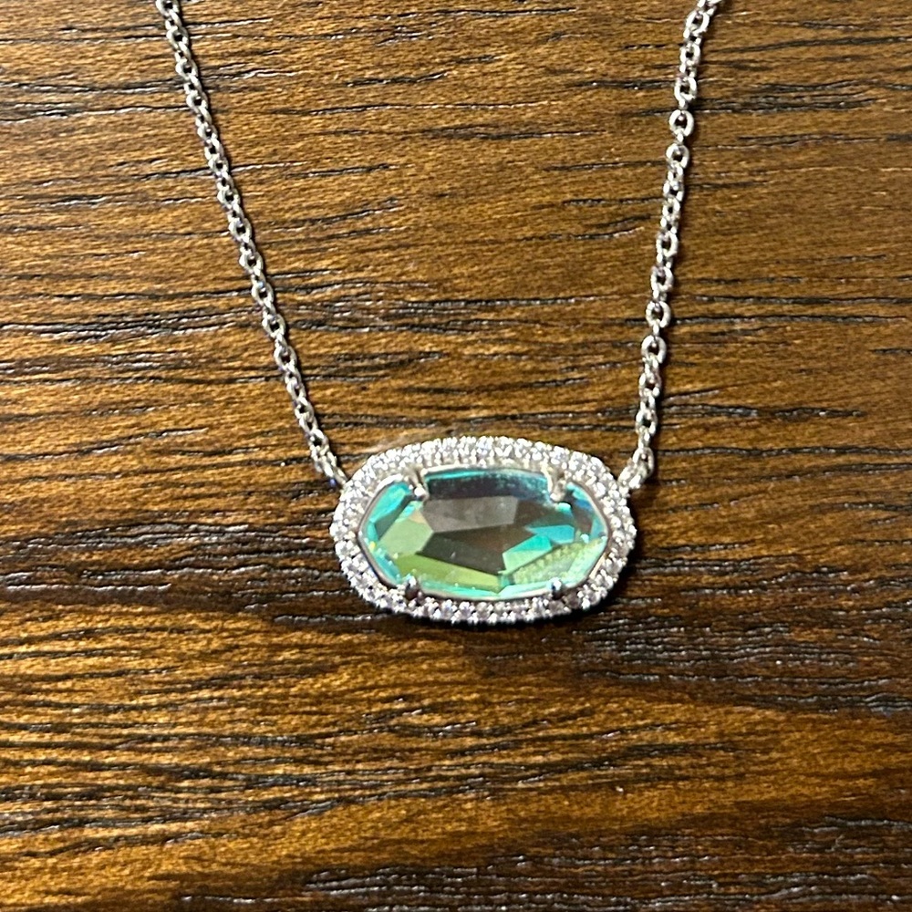 Kendra Scott Lux Elisa necklace with dicrotic glass stone, adjustable length